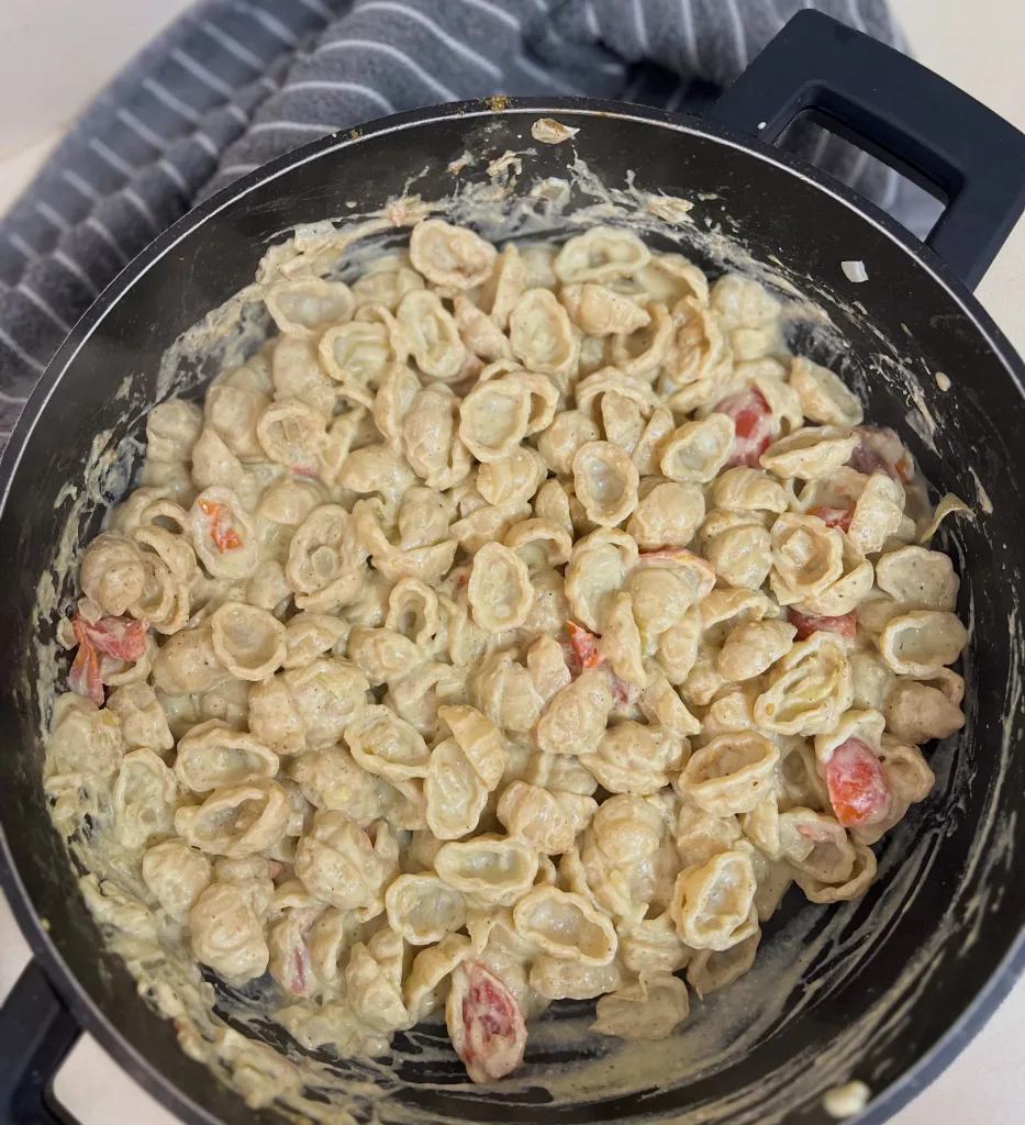 פסטה ברוטב שמנת פסטו