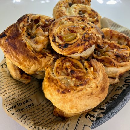 בורקס פיצה טבעוני קל להכנה