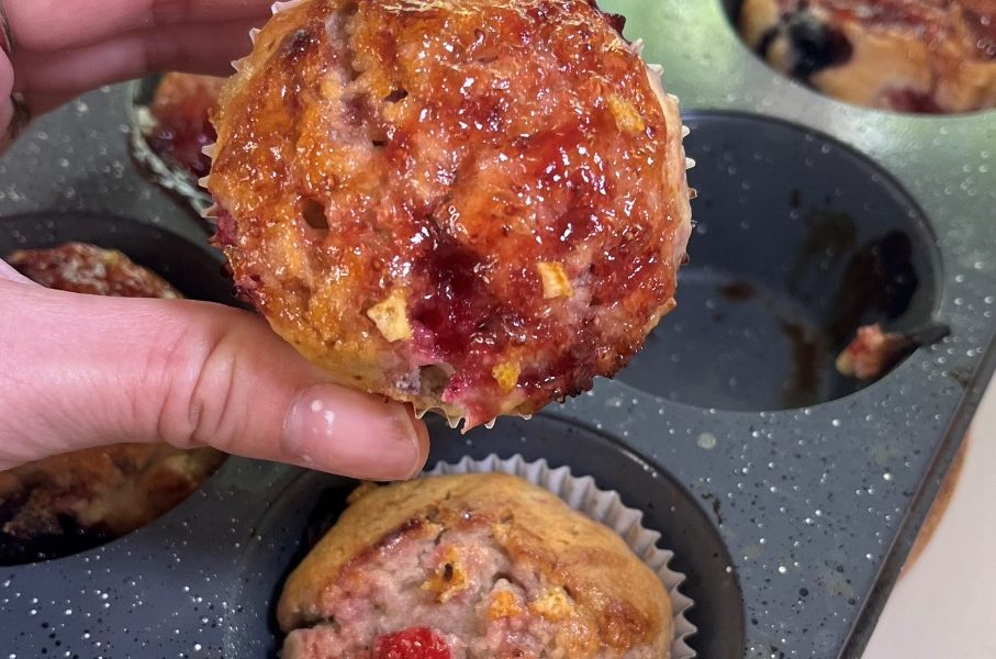 מאפינס לימון ופירות יער